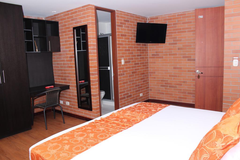 Hotel Bogota Astral Exterior foto
